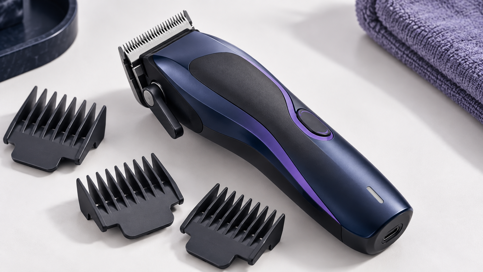 Foto ilustrativa de uma máquina profissional de corte de cabelo sem marca